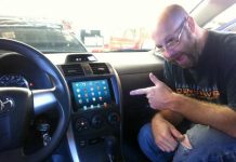iPad Mini : Transformez-le en tableau de bord pour votre voiture