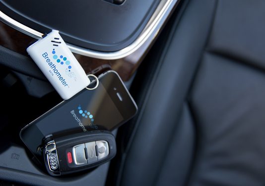 Breathometer (éthylotest) : Tester votre taux d’alcool depuis votre iPhone