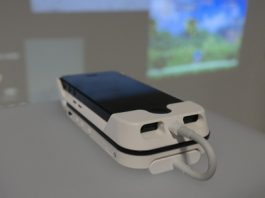 Transformer l’iPhone 5 en grand écran avec le pico-projecteur MobileCinema i55 de Aiptek