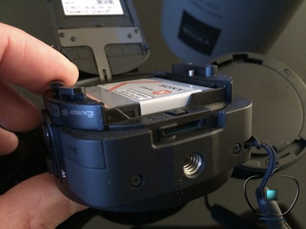 Presentation-du-Sony-Cyber-shot-DSC-QX10-par-iPhonote-3-700x525