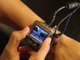 Concept : une smartwatch utilise l’écran telle une manette de jeu