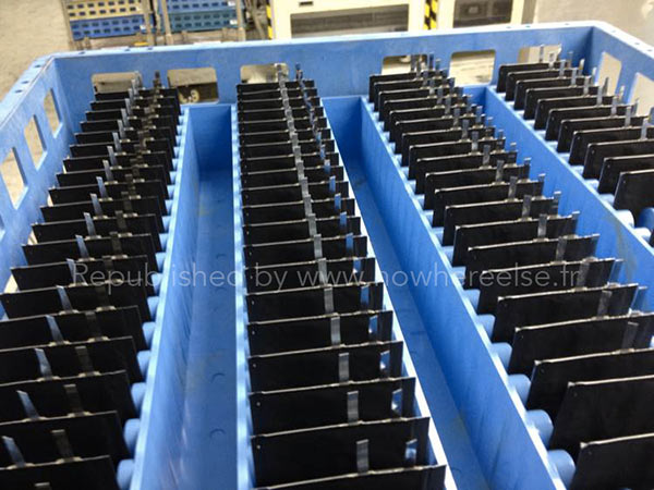 iphone-6-une-autre-batterie-etrange-et-souple-pour-le-plus-grand-iphone-6_4