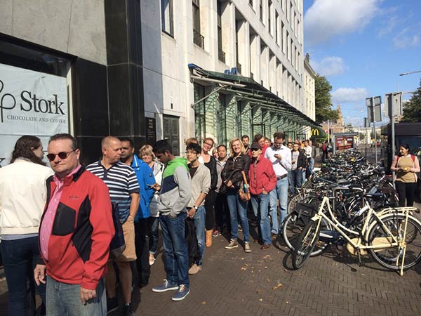 1200-personnes-a-l-ouverture-du-troisieme-apple-store-aux-pays-bas_4