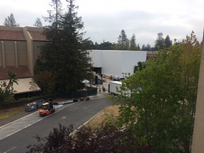 le-flint-center-se-prepare-pour-la-keynote-iphone-6_3
