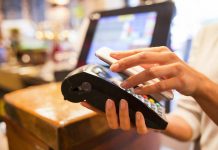 Apple aurait négocié une baisse des frais de transaction pour le paiement mobile