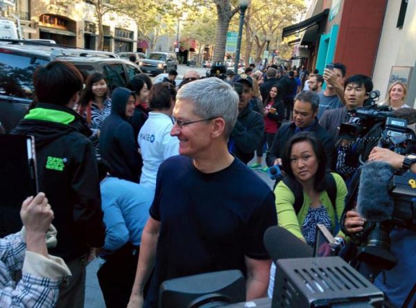 apple-offre-3-jours-de-conges-a-ses-employes-suite-a-la-sortie-des-iphone-6