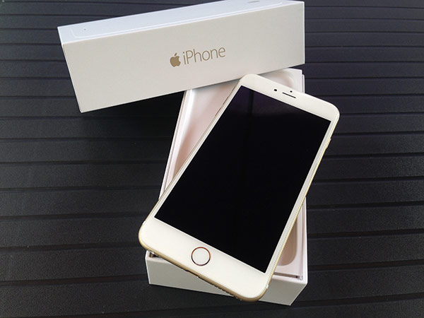 iphone-6-plus-128go-ca-y-est-il-est-la-et-en-photos_4