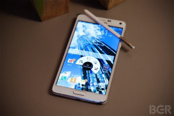 les-iphone-6-seront-ils-a-la-hauteur-face-au-galaxy-note-4-de-samsung_3