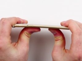 Test de pliage : iPhone 6 se veut est plus solide que l’iPhone 6 Plus