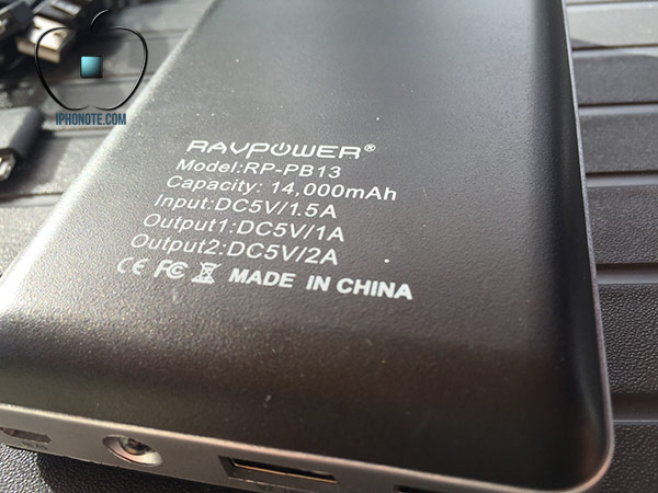 presentation-du-ravpower-batterie-externe-de-14000mah-a-double-port-usb_5