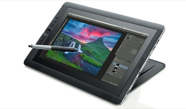 ces-2015-wacom-sort-deux-nouvelles-tablettes-graphiques-professionnelles-la-cintiq-companion-2-et-la-cintiq-27-qhd_2