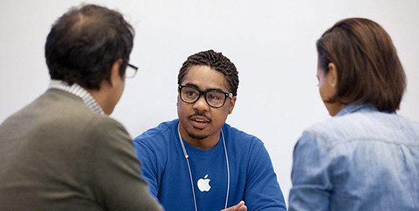 changement-look-employes-apple-store_2