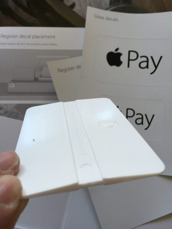 apple-pay-voici-les-autocollants-a-coller-dans-sa-boutique_2