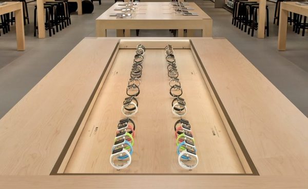 apple-watch-des-bracelets-speciaux-pour-la-recharge-en-apple-store