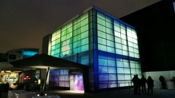 apple-watch-le-yerba-center-sillumine-deja-aux-couleurs-de-la-keynote