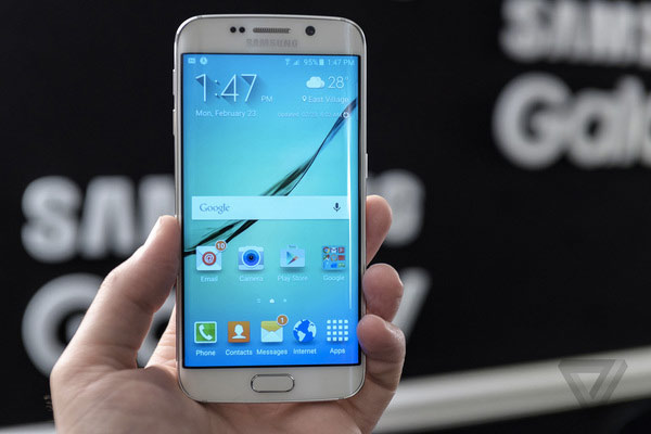 le-galaxy-s6-et-edge-sont-de-sortie-liphone-6-made-in-coree_4