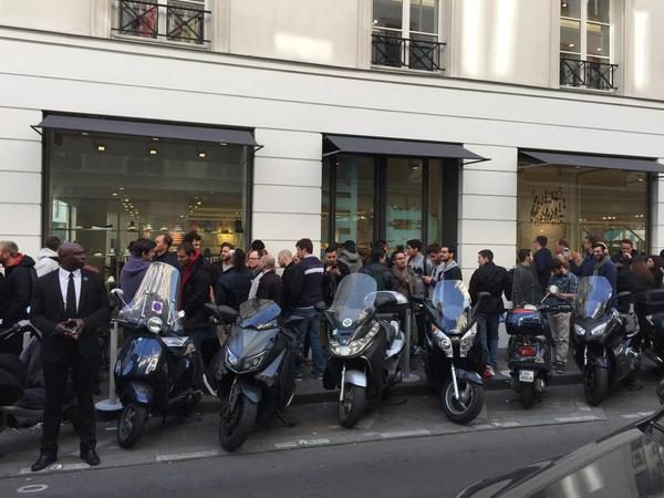 apple-watch-paul-deneve-est-aussi-chez-colette-a-paris_2