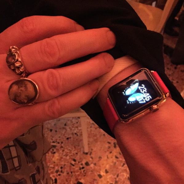 des-bracelets-exclusifs-pour-lapple-watch-vus-au-salone-del-mobile_5