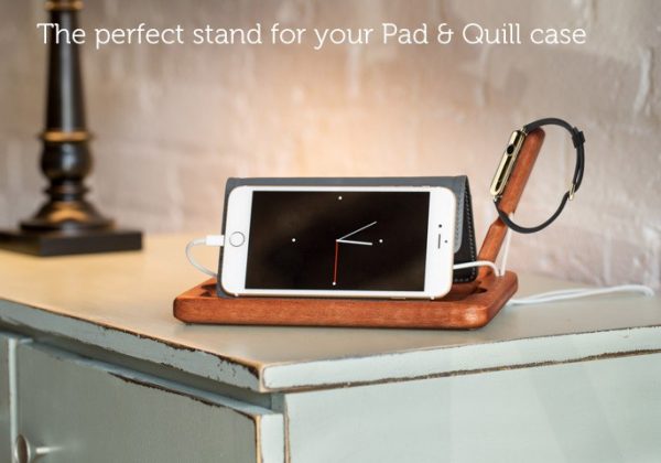 padquill-presente-son-support-de-charge-en-bois-the-timber-catchall-pour-apple-watch_3