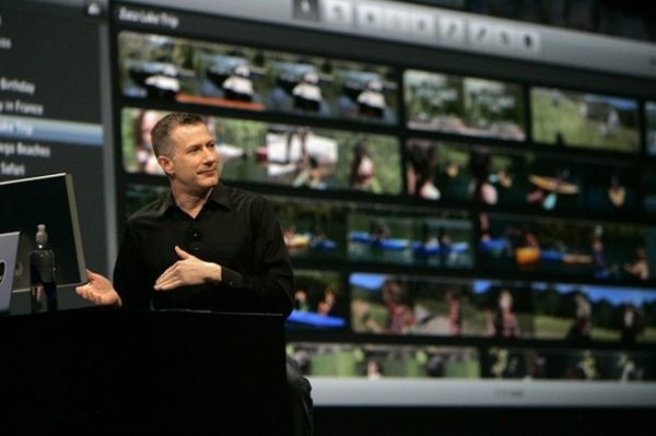 Ubillos, chief architect for video applications, demonstrates "iMovie" application in San Francisco