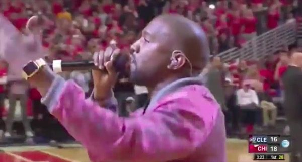 kanye-west-opte-pour-une-apple-watch-edition-or-personnalisee