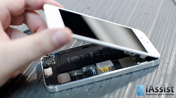iPhone-4-5-iAssist
