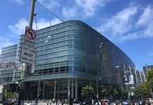 Le Moscone Center se prépare pour la WWDC du 8 Juin