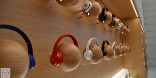 lapple-store-belge-montre-a-quoi-ressembleront-les-futurs-boutiques-pommees_2