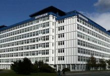 Foxconn et Sharp signeront un accord de rachat le 31 mars