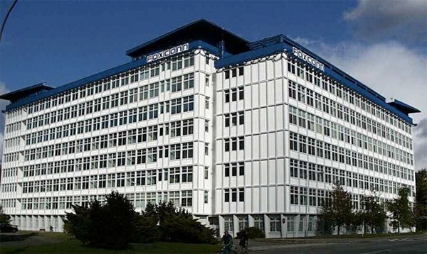 foxconn-sharp-signeront-accord-de-rachat-31-mars