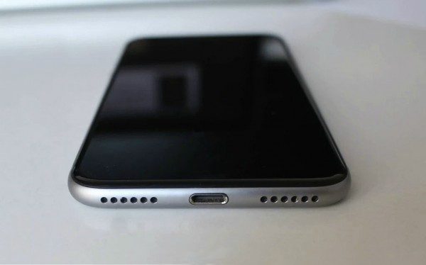 iphone-7-de-nouvelles-fuites-montrent-labsence-de-bouton-et-plus-encore_2