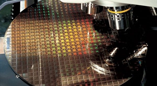 une-future-puce-gravee-en-7-nm-par-arm-et-tsmc