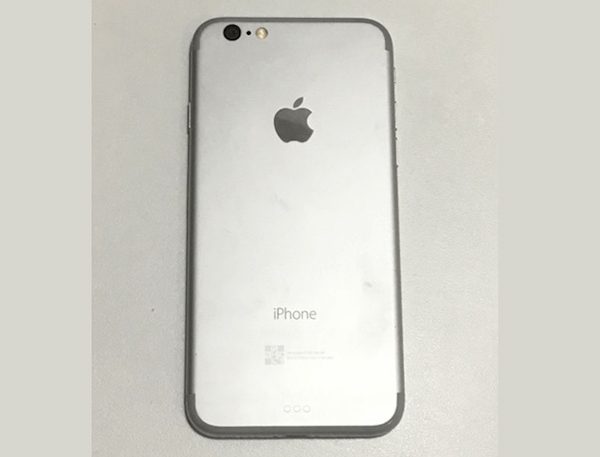 encore-une-photo-du-pretendu-iphone-7