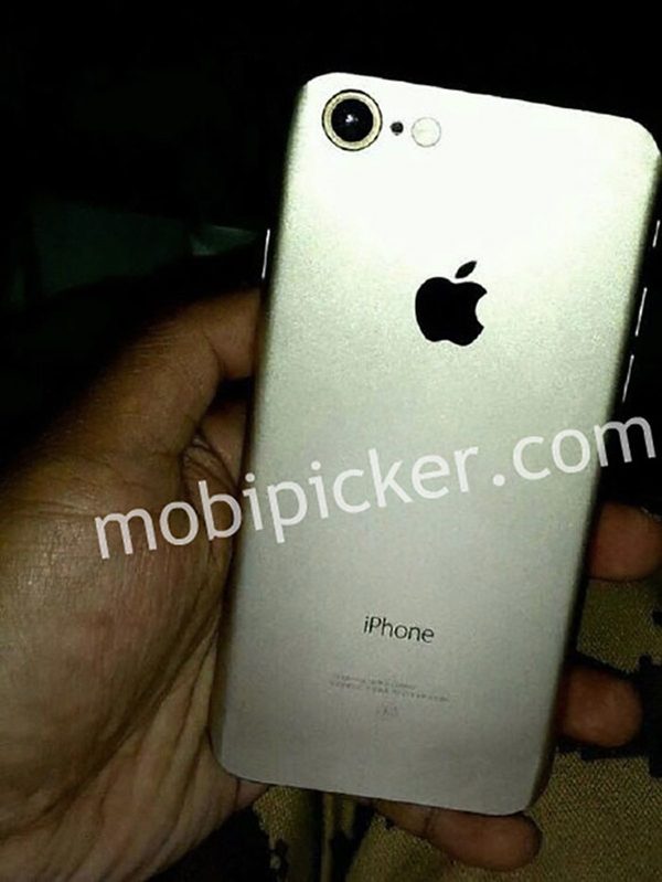 iphone-7-une-photo-devoile-lappareil-assemble_2