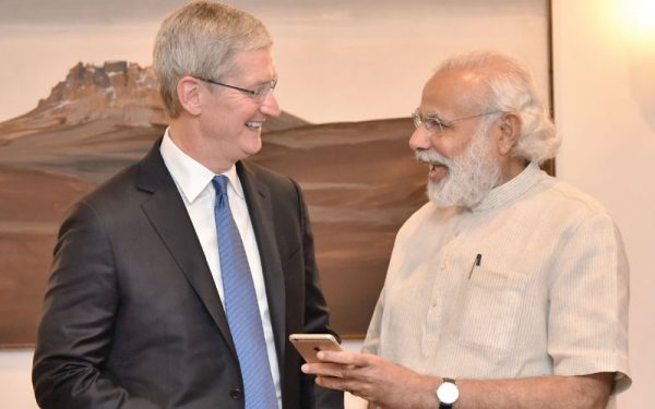tim-cook-premier-ministre-indien-ont-parle-de-strategie-dapple