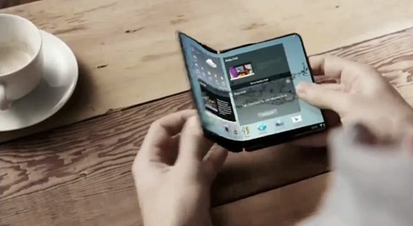 samsung-lancerait-deux-telephones-pliables-debut-2017