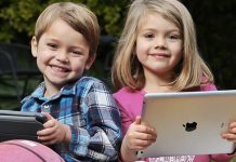 Étude : trop jouer sur iPad aurait une incidence sur le développement des muscles et des os des enfants