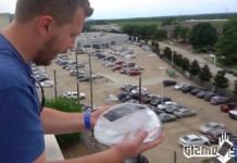 Quand un Galaxy Note 7 chute de 30 mètres dans un bloc de glace !