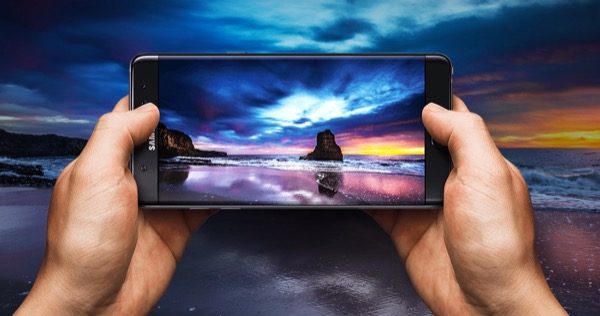 galaxy-note-7-de-samsung-officiel-contrer-liphone-7-plus_2
