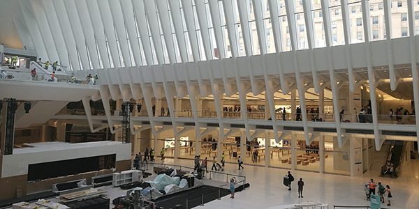 ouverture-du-nouvel-apple-store-dans-loculus-du-world-trade-center