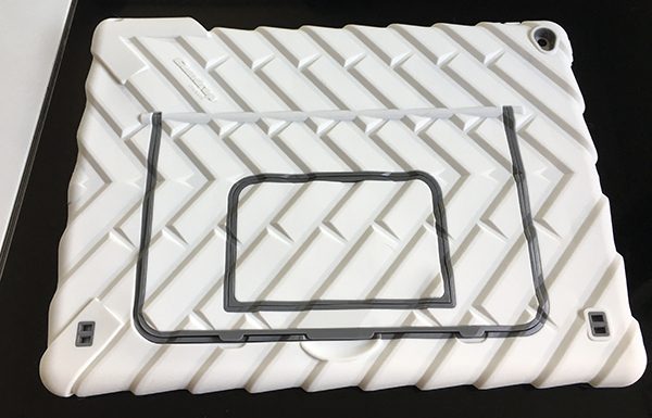 presentation-de-coque-ipad-pro-12-9-gumdrop-hideway_6