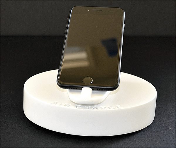 air-charge-une-station-de-charge-en-levitation-pour-iphone-7-plus_2