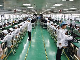 Foxconn offrirait des primes en avance à ses employés pour assurer la production de l’iPhone 7