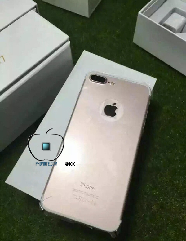 iphone-7-7-plus-nouvelles-fuites-des-airpods-dans-la-boite-et-des-ecrans_3