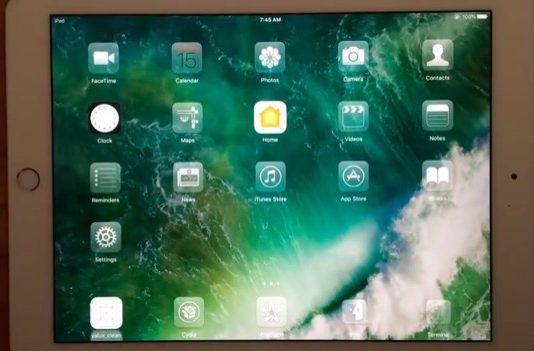 Jailbreak iOS 10 : Luca Todesco montre un iPad avec le soutien de MobileSubstrate