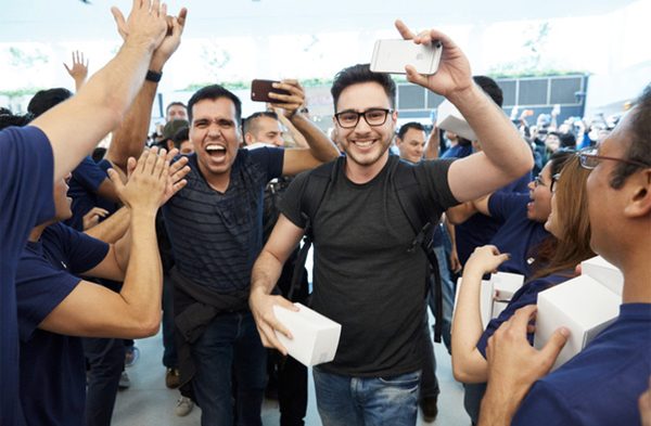 ouverture-du-premier-apple-store-mexicain-en-photo_2