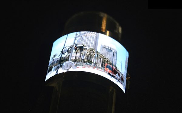 sharp-compte-investir-dans-la-production-ecrans-oled