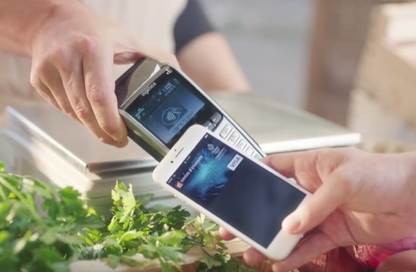 apple-pay-a-droit-a-spots-pubs-a-banque-populaire-caisse-depargne