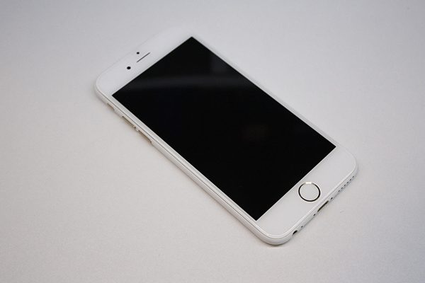 comment-changer-la-couleur-de-liphone-6-et-6s-plus-en-blanc-mat_3
