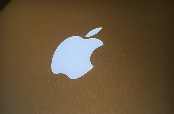 macbook-pro-apple-met-fin-au-son-de-demarrage-et-au-logo-lumineux